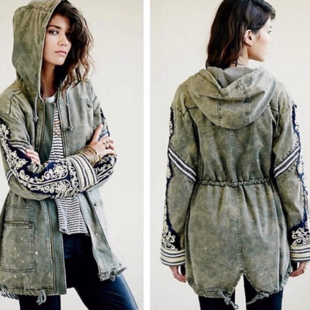 Free people, embellished, oversized military jacket in great condition